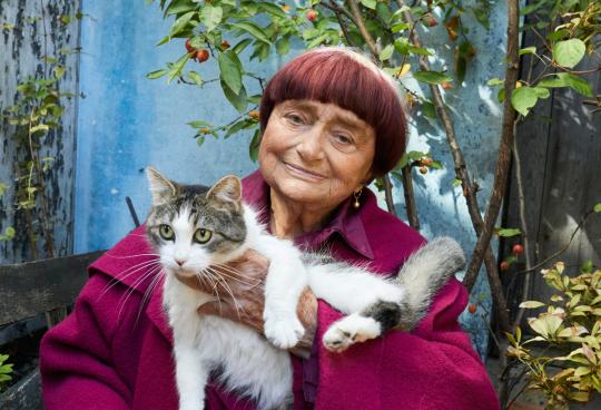 Agnès Verda et son chat