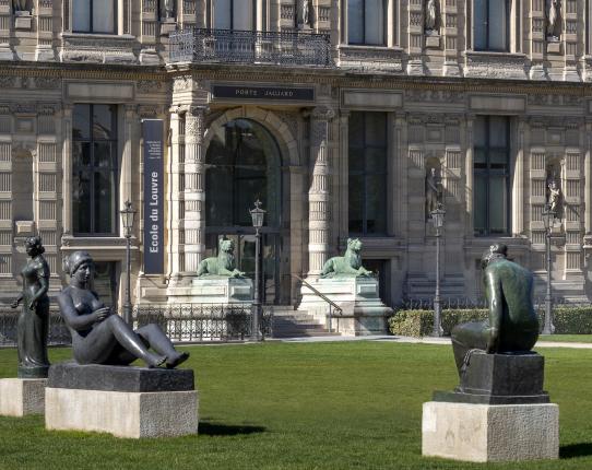 Vue de Ecole du Louvre