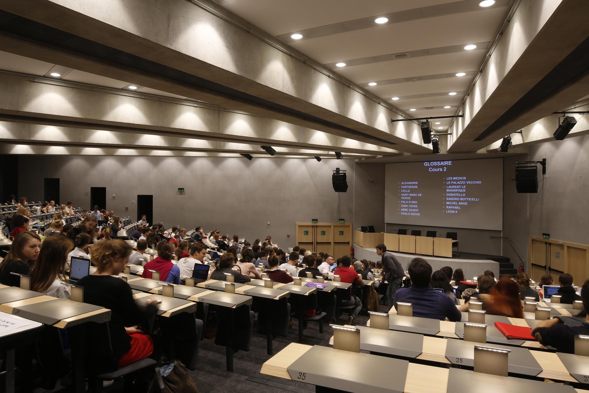 Amphithéâtre Rohan cours