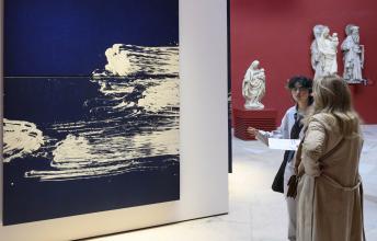 Médiation des étudiants de l'École du Louvre durant Art Basel Paris 2025