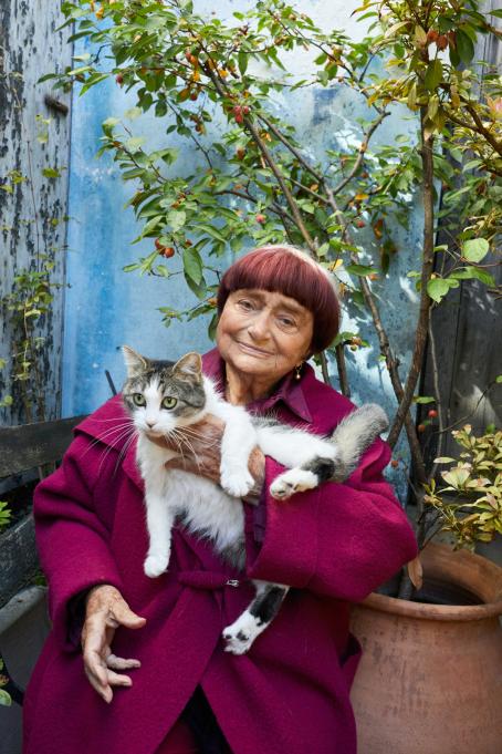 Agnès Verda et son chat