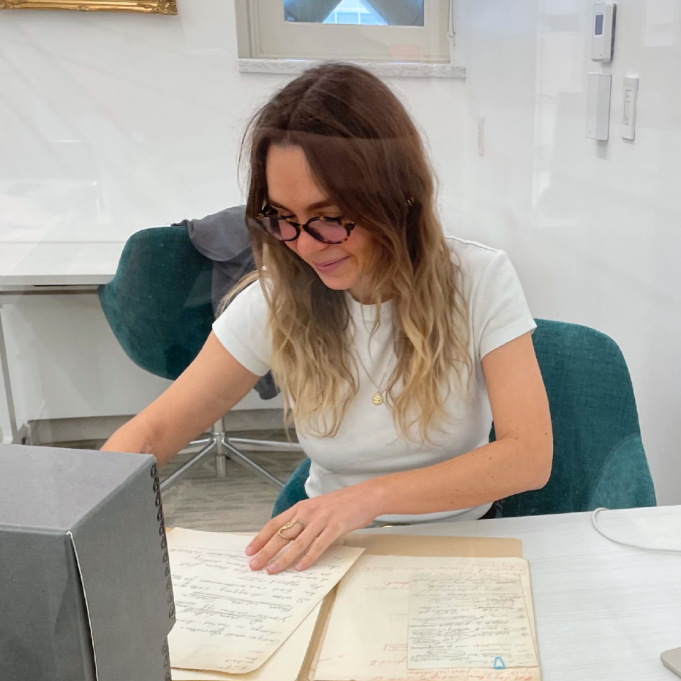 Ewa Giezek consultant des archives au National Museum of Women in the Arts