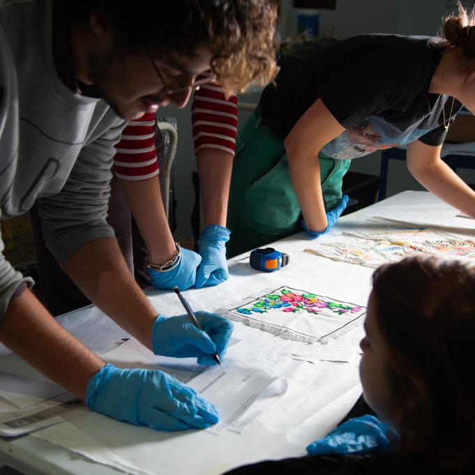 Expo-École avec les étudiants de l'École du Louvre au Louvre-Lens 2024