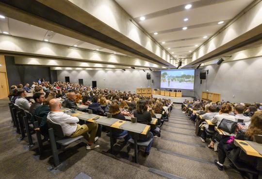 Remise de diplôme du 2e cycle de l'École du Louvre en 2025