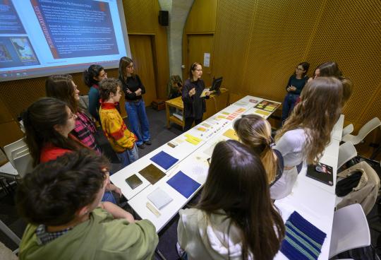 Atelier pigments avec Mandana Barkeshli