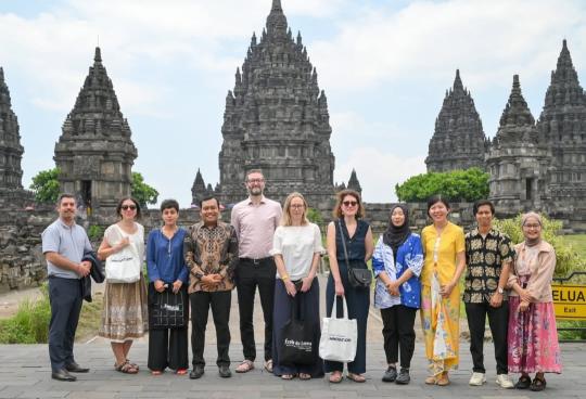 Coopération franco-indonésienne : rencontre avec le Ministre de la Culture et mission à Yogyakarta