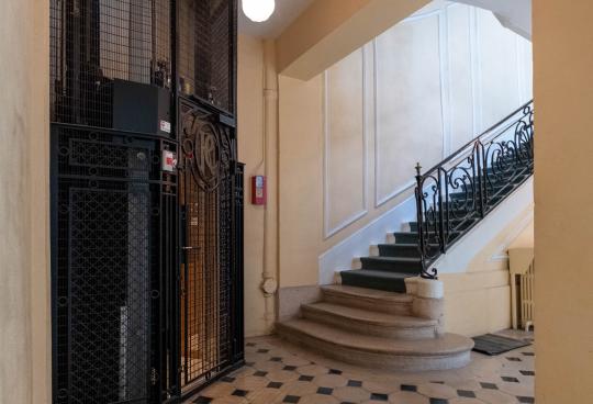 Escalier de la maison des élèves