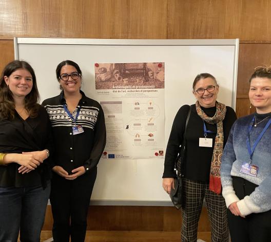 Photo de groupe des participantes au Final Forum ANCHISE avec Claire Barbillon