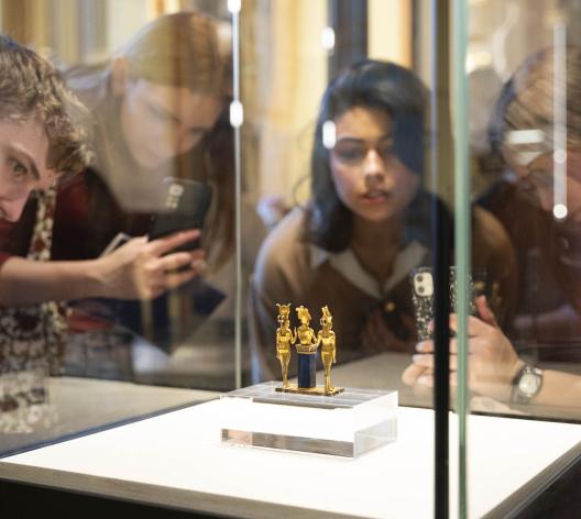 Stage Egalité des chances 2025 - élèves en TD au Louvre
