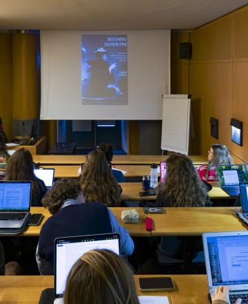 Séminaire "Fashioning the Artist" par Prof. Andrea Kollnitz à l'École du Louvre