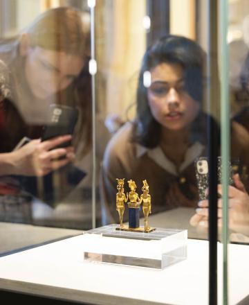 Stage Egalité des chances 2025 - élèves en TD au Louvre